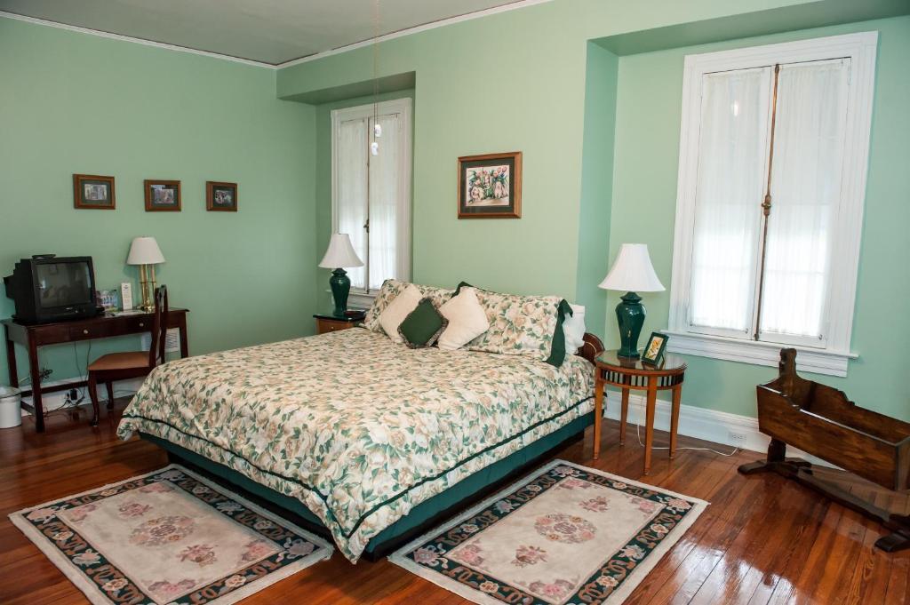 Cedars & Beeches Bed & Breakfast Long Branch Exterior foto